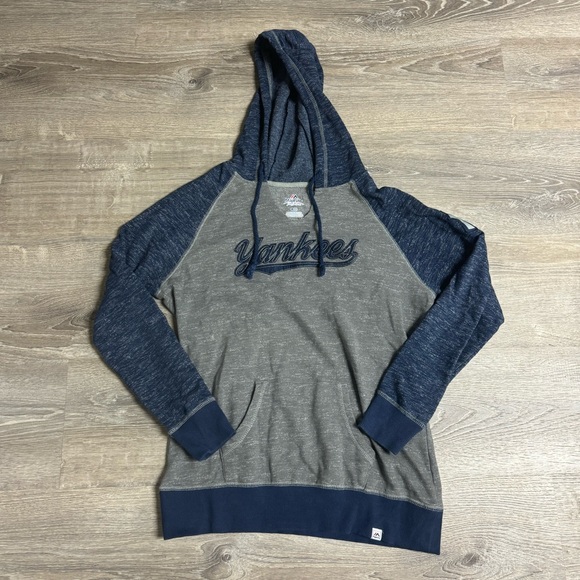 Majestic Tops - Majestic Yankees sweatshirt